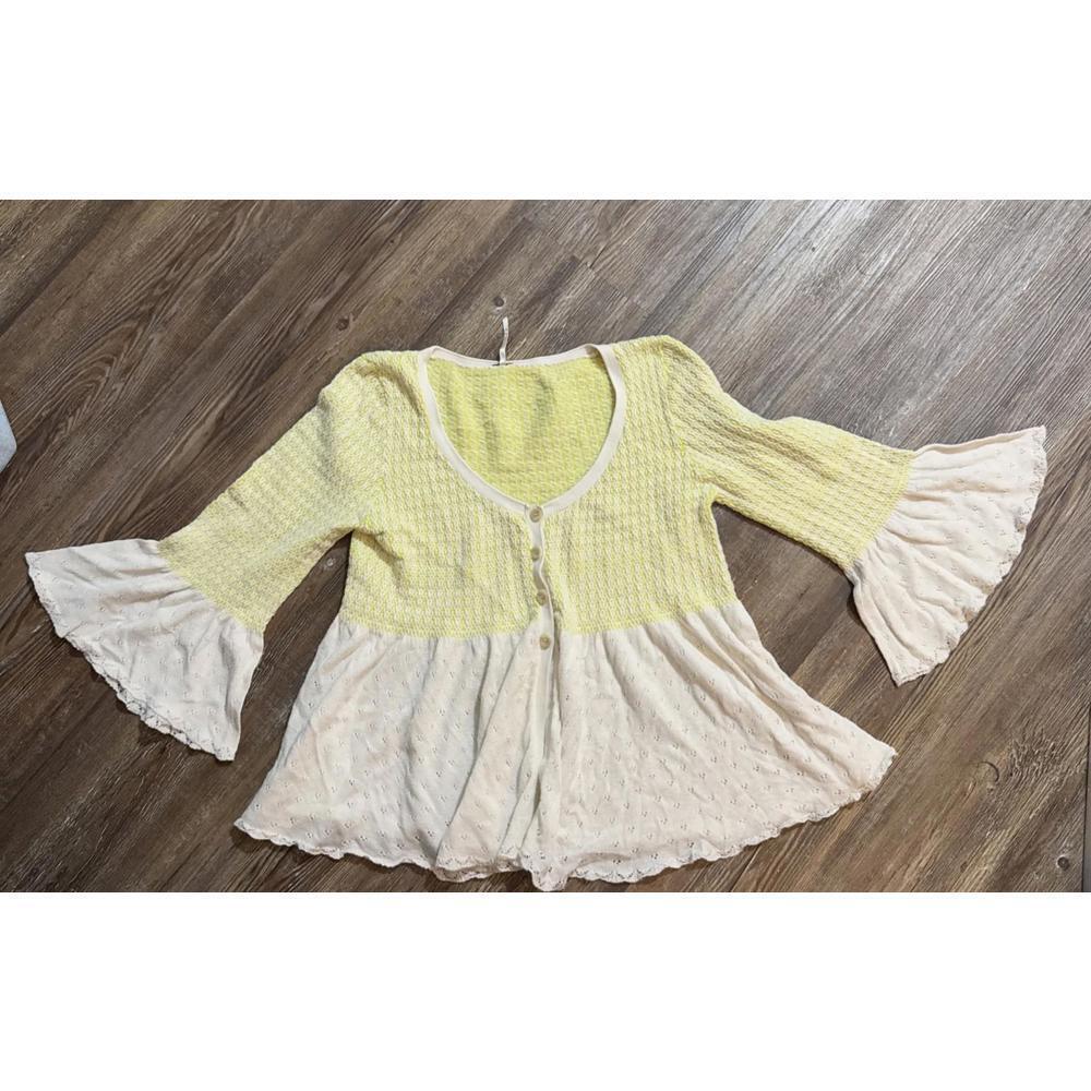 Free People Boho Hippie Bell Sleeve Peekaboo Lace Crochet Sweater Medium‎
